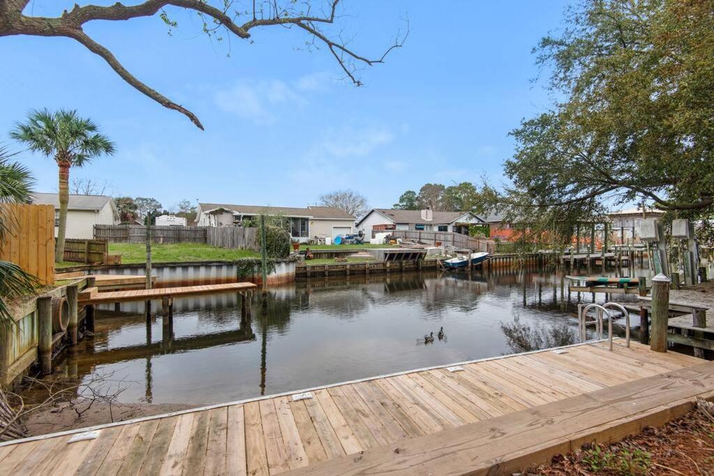 Gulf Brz-Beaches-Dwntwn Pns-Pet Friendly-Canal 微风湾 外观 照片